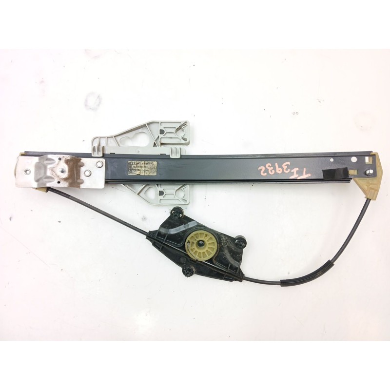 Recambio de elevalunas trasero izquierdo para audi a4 b8 avant (8k5) 1.8 tfsi quattro referencia OEM IAM 8K0839461A  