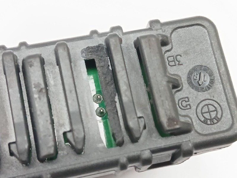 Recambio de sensor para bmw x1 (f48) sdrive 18 d referencia OEM IAM 681460901  