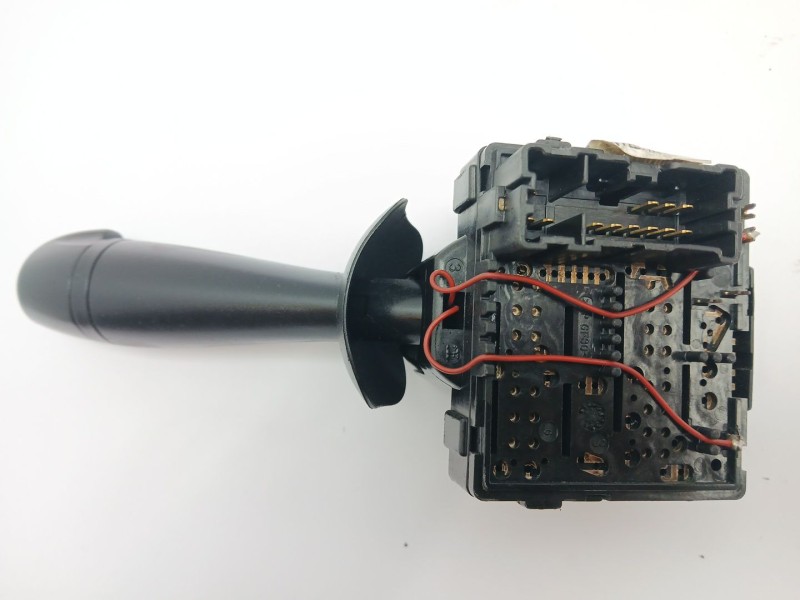 Recambio de mando limpia para dacia sandero ii 1.5 dci referencia OEM IAM 8201168008  