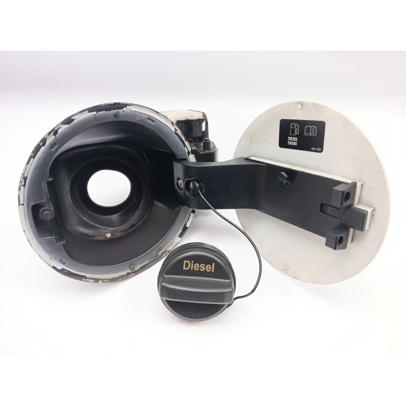 Recambio de tapa exterior combustible para opel mokka / mokka x (j13) 1.6 cdti (_76) referencia OEM IAM 95147032  13501151