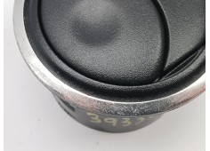 Recambio de rejilla aireadora para dacia sandero ii 1.5 dci referencia OEM IAM 687604194R  687609254R 2