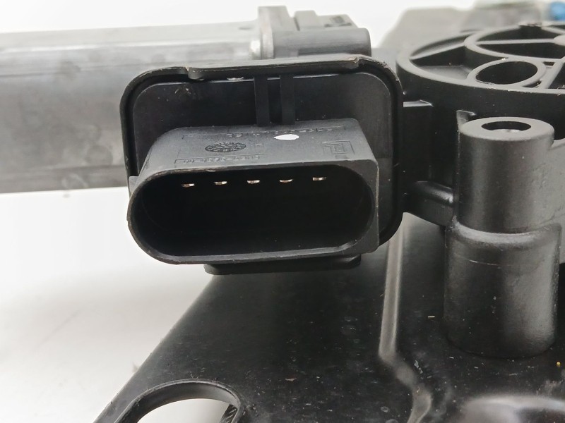 Recambio de elevalunas delantero derecho para bmw x1 (f48) sdrive 18 d referencia OEM IAM 734951407 19995YY0625 71019003