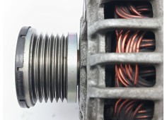 Recambio de alternador para renault laguna ii grandtour (kg0) privilege referencia OEM IAM 8200162474 2542653B SG12B071 2