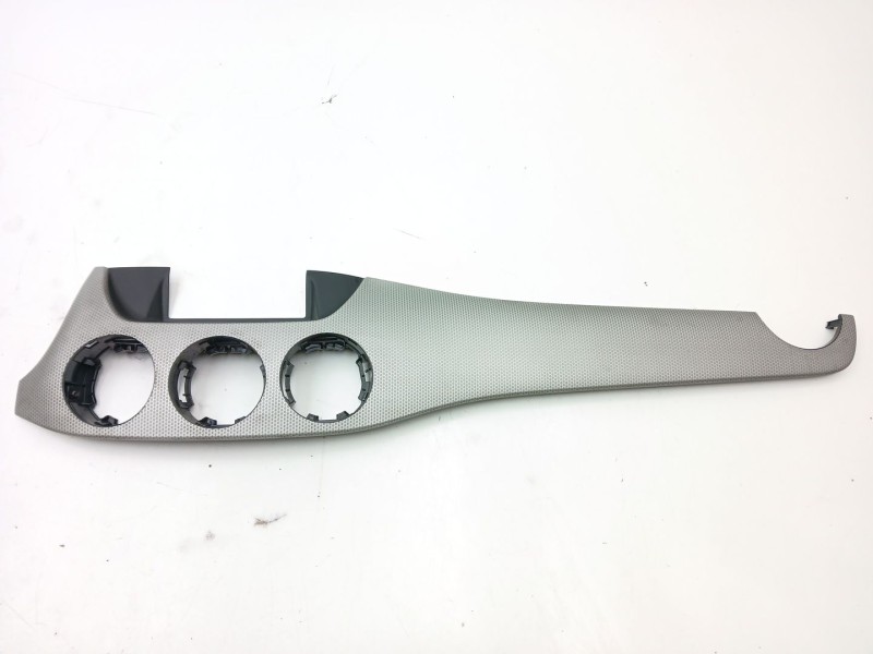 Recambio de moldura para mercedes-benz clase b sports tourer (w246, w242) b 180 cdi (246.200) referencia OEM IAM A2466800371  