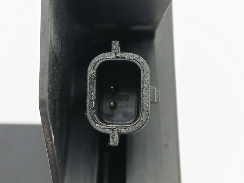 Recambio de cerradura puerta delantera derecha para dacia sandero ii 1.5 dci referencia OEM IAM 805026816R  