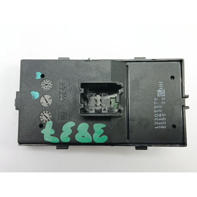 Recambio de mando elevalunas delantero izquierdo para opel astra k (b16) 1.6 turbo (68) referencia OEM IAM 13305978  