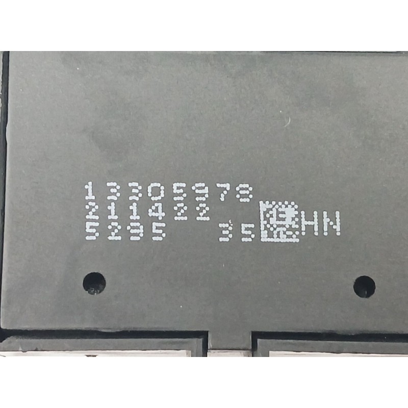 Recambio de mando elevalunas delantero izquierdo para opel astra k (b16) 1.6 turbo (68) referencia OEM IAM 13305978  