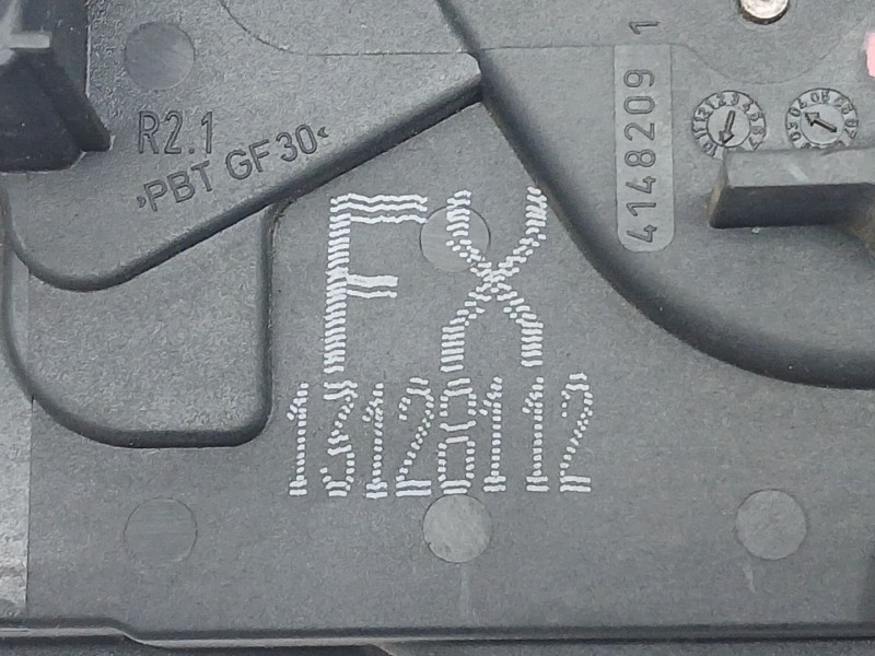 Recambio de cerradura puerta delantera derecha para opel astra h berlina sport referencia OEM IAM 13128112  