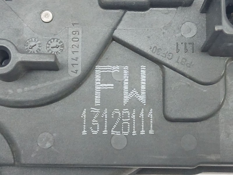 Recambio de cerradura puerta delantera izquierda para opel astra h berlina sport referencia OEM IAM 13128111  