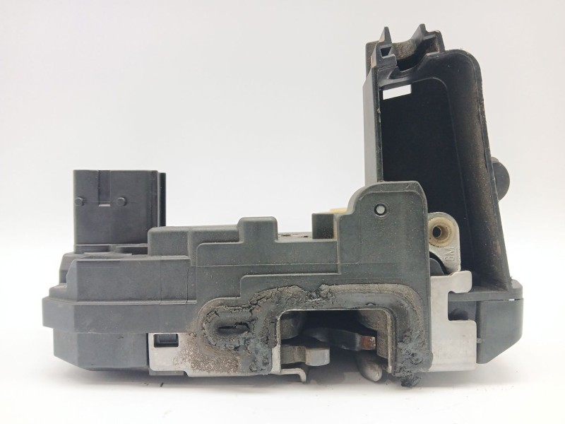 Recambio de cerradura puerta trasera derecha para opel astra h berlina sport referencia OEM IAM 13128115  