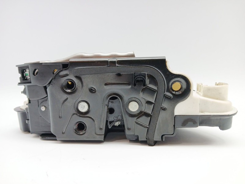 Recambio de cerradura puerta delantera izquierda para volkswagen polo (6r1) advance referencia OEM IAM 5K1837015D  