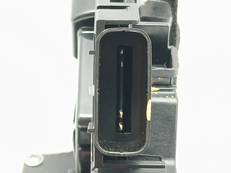 Recambio de cerradura puerta delantera derecha para hyundai i20 ii (gb, ib) 1.0 t-gdi referencia OEM IAM 81320C8040  