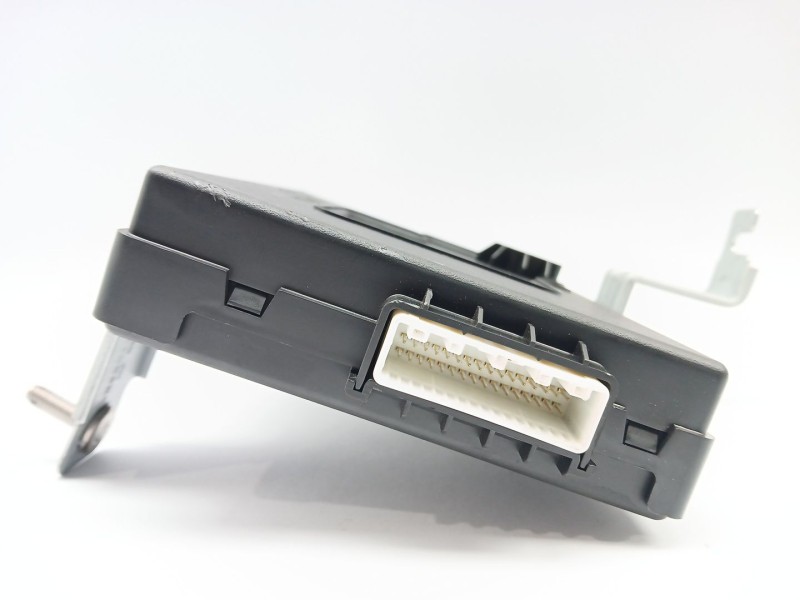Recambio de modulo electronico para hyundai i20 ii (gb, ib) 1.0 t-gdi referencia OEM IAM 95400C8111  