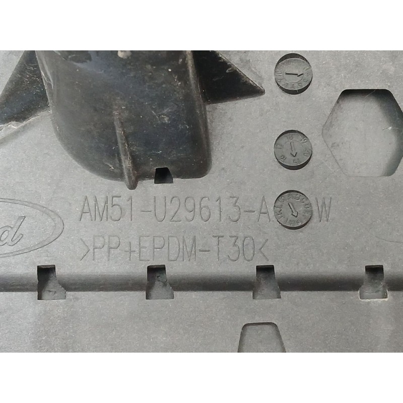 Recambio de molduras traseras para ford grand c-max (dxa/cb7, dxa/ceu) 1.0 ecoboost referencia OEM IAM AM51U29613AW  AM51U29613A