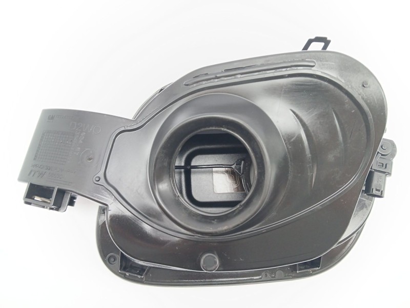 Recambio de tapa exterior combustible para opel astra k sports tourer (b16) 1.4 turbo (35) referencia OEM IAM 39061480  