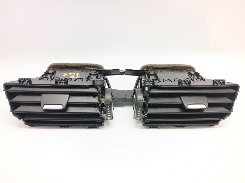 Recambio de rejilla aireadora para bmw x1 (f48) sdrive 18 d referencia OEM IAM 9292741  