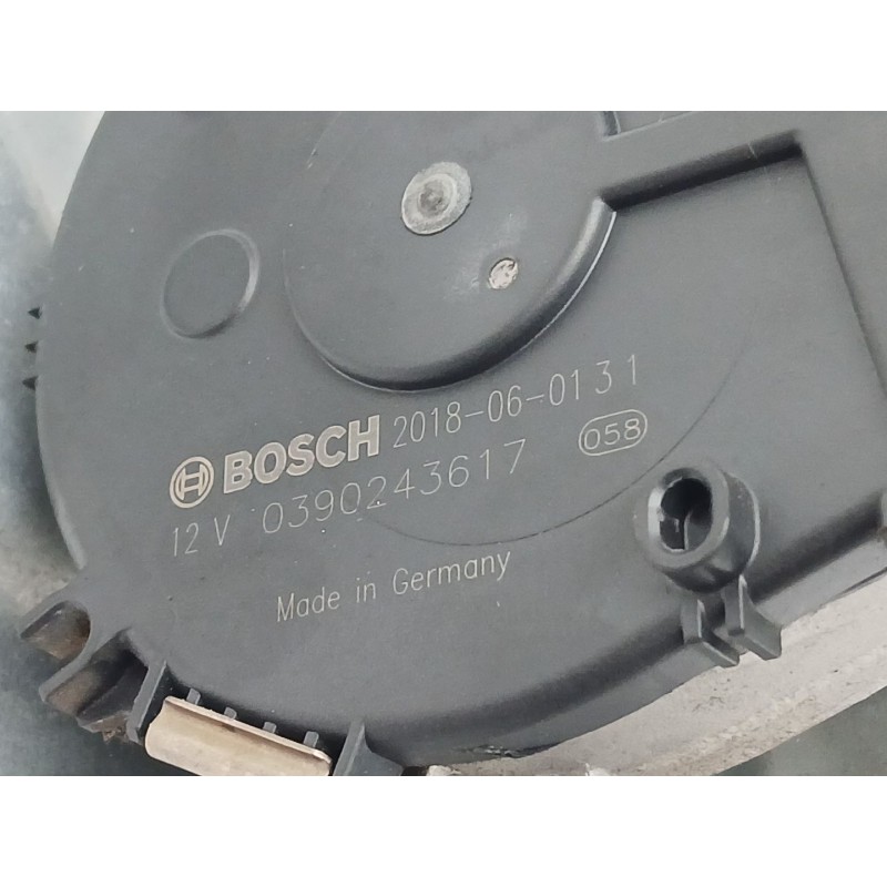 Recambio de motor limpia delantero para bmw x1 (f48) sdrive 18 d referencia OEM IAM 735065709 0390243617 3397022078