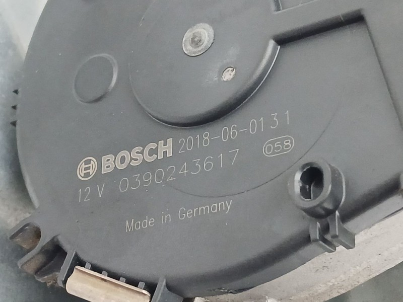 Recambio de motor limpia delantero para bmw x1 (f48) sdrive 18 d referencia OEM IAM 735065709 0390243617 3397022078