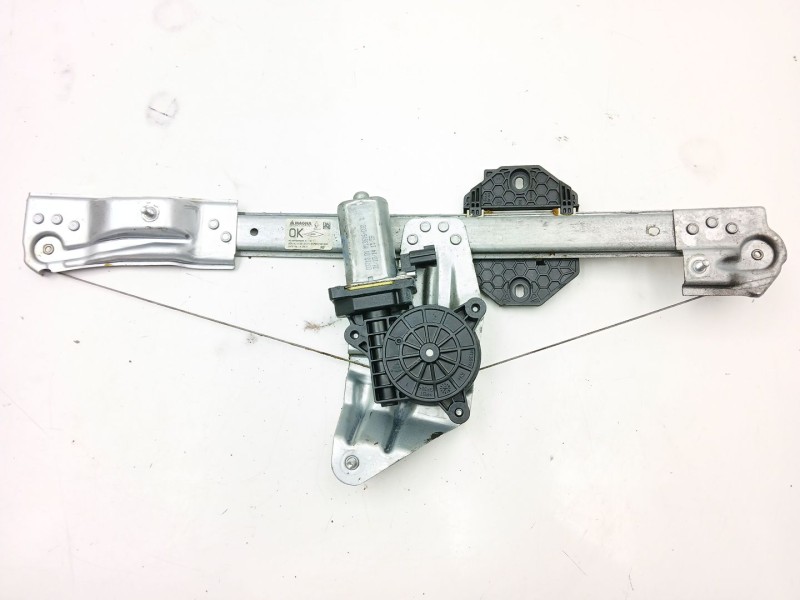 Recambio de elevalunas delantero derecho para dacia sandero ii 1.5 dci referencia OEM IAM 807209299R  