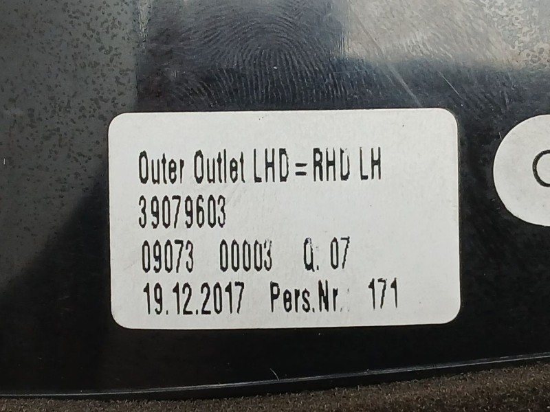 Recambio de rejilla aireadora para opel astra k sports tourer (b16) 1.4 turbo (35) referencia OEM IAM 39079603  