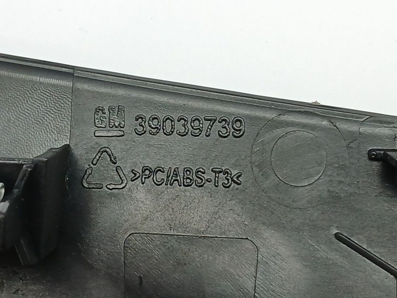 Recambio de rejilla aireadora para opel astra k sports tourer (b16) 1.4 turbo (35) referencia OEM IAM 39039739  39079604