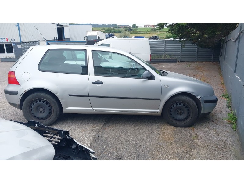 volkswagen golf iv (1j1) del año 2003