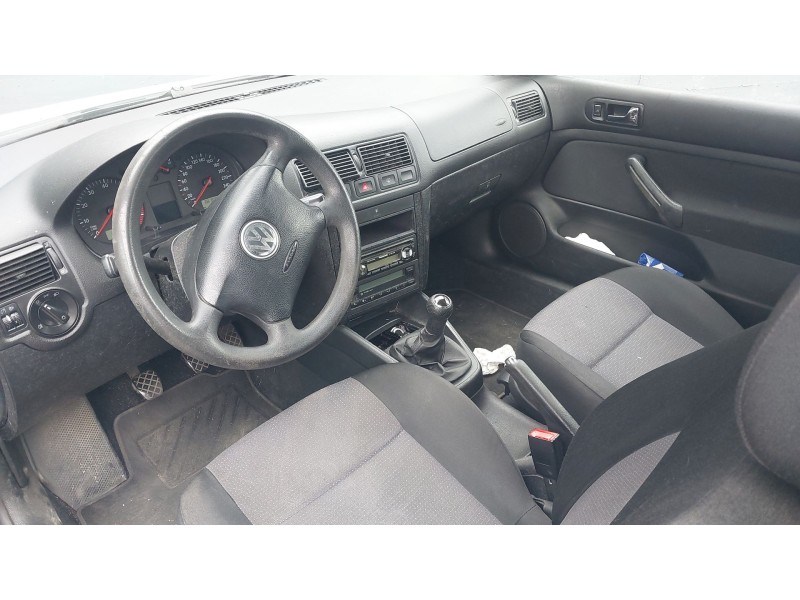 volkswagen golf iv (1j1) del año 2003