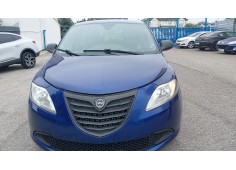 lancia ypsilon (312_) del año 2015