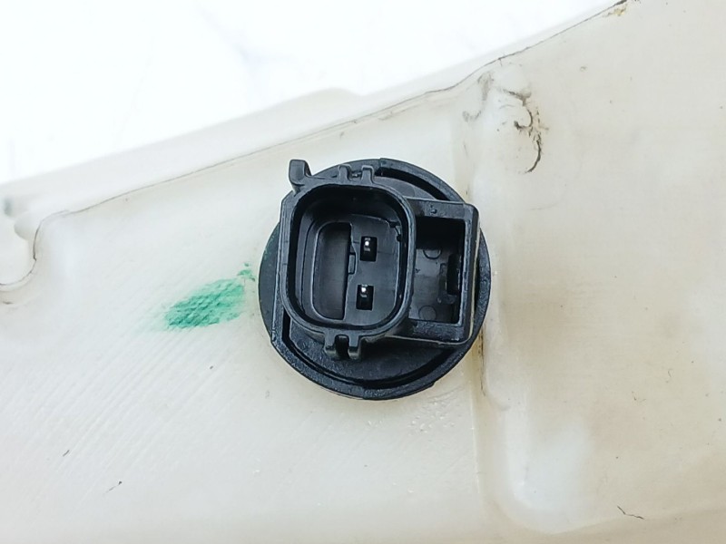 Recambio de deposito limpia para jaguar xf i (x250) 3.0 d referencia OEM IAM 8X2317B613BD  