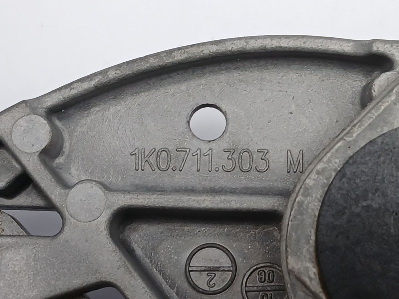 Recambio de palanca freno de mano para seat leon (1p1) 1.9 tdi referencia OEM IAM 1K0711303M  