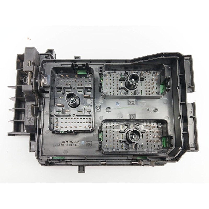 Recambio de caja reles / fusibles para opel astra k sports tourer (b16) 1.4 turbo (35) referencia OEM IAM 39119228  812461952