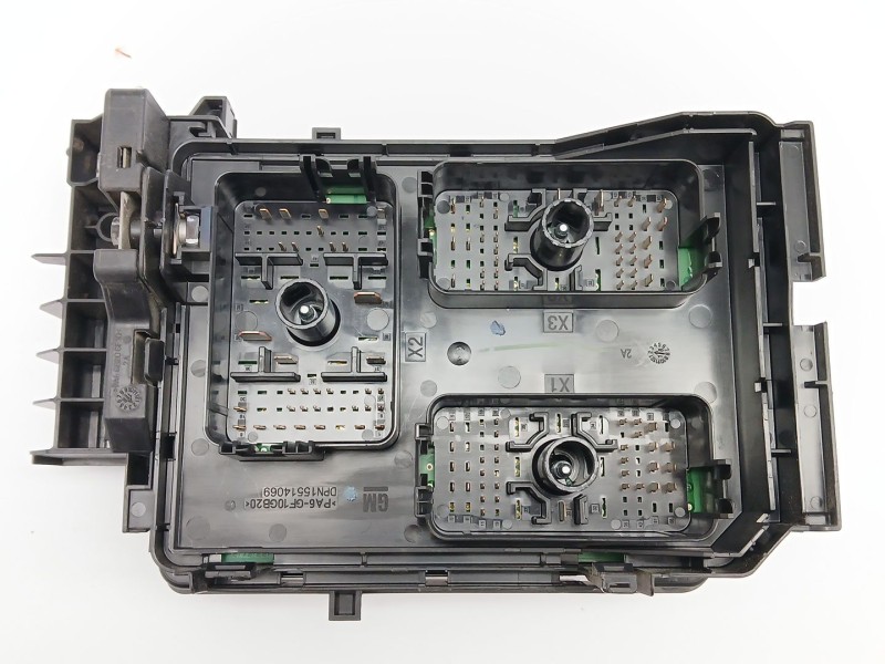 Recambio de caja reles / fusibles para opel astra k sports tourer (b16) 1.4 turbo (35) referencia OEM IAM 39119228  812461952