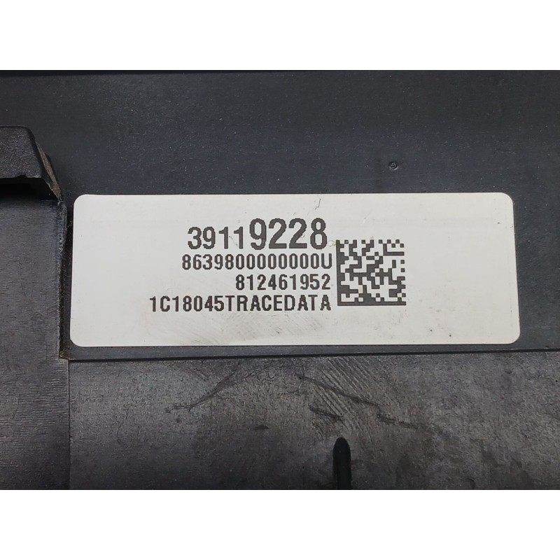 Recambio de caja reles / fusibles para opel astra k sports tourer (b16) 1.4 turbo (35) referencia OEM IAM 39119228  812461952