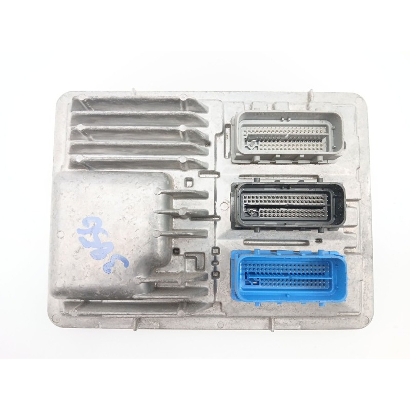 Recambio de centralita motor uce para opel astra k sports tourer (b16) 1.4 turbo (35) referencia OEM IAM 12683660  811839393