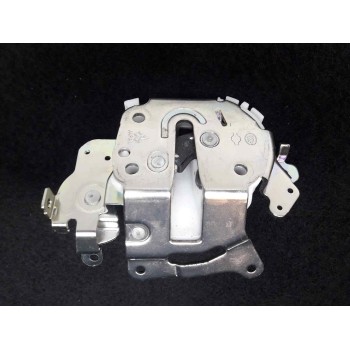 CERRADURA PUERTA LATERAL IZQUIERDA 