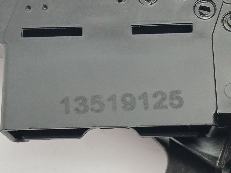 Recambio de cerradura maletero / porton para opel astra k sports tourer (b16) 1.4 turbo (35) referencia OEM IAM 13519125  