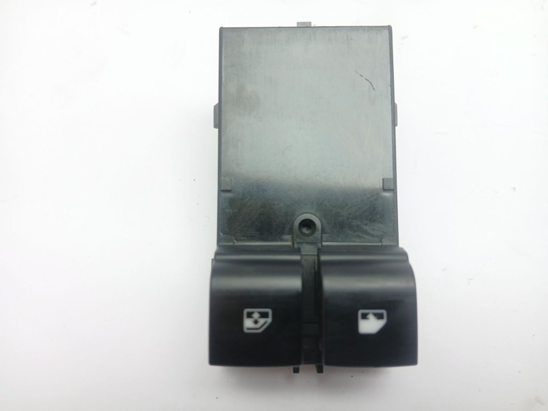 Recambio de mando elevalunas delantero izquierdo para opel astra j (p10) 1.7 cdti (68) referencia OEM IAM 13305978  