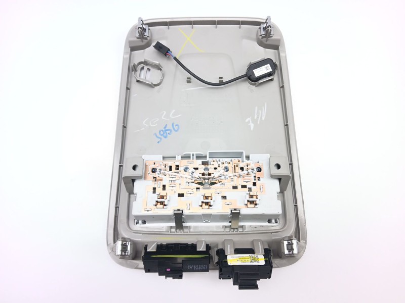 Recambio de luz interior para opel astra k sports tourer (b16) 1.4 turbo (35) referencia OEM IAM 13415545  13467030