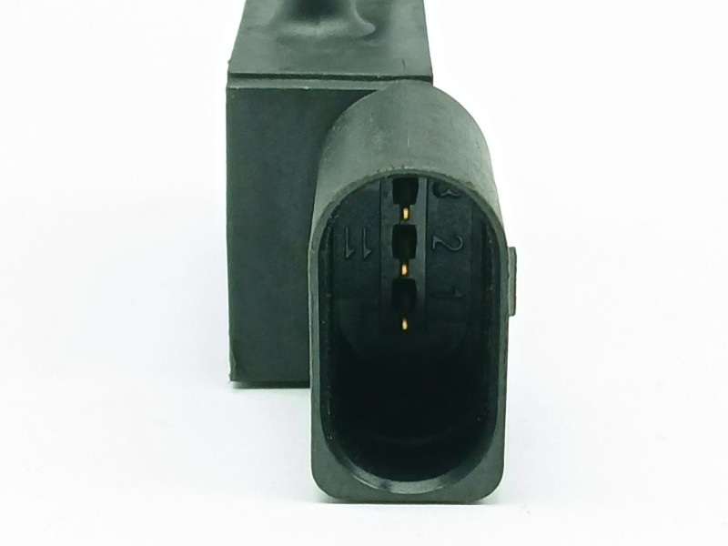 Recambio de sensor para volkswagen scirocco iii (137, 138) 2.0 tdi referencia OEM IAM 0281006082  