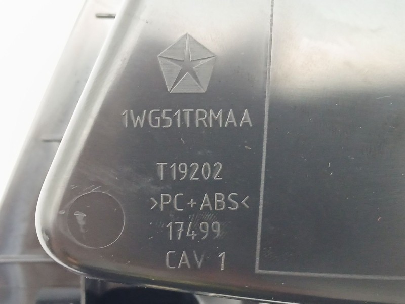 Recambio de guantera para jeep cherokee (kl) 2.2 crd 4x4 referencia OEM IAM 1WG51TRMAA  