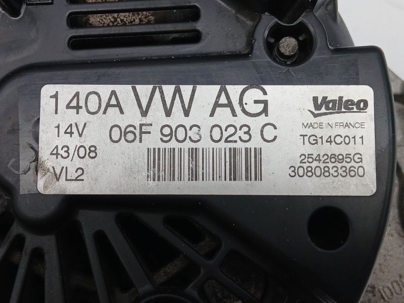 Recambio de alternador para seat leon (1p1) 1.9 tdi referencia OEM IAM 06F903023C 2542695G TG14C011