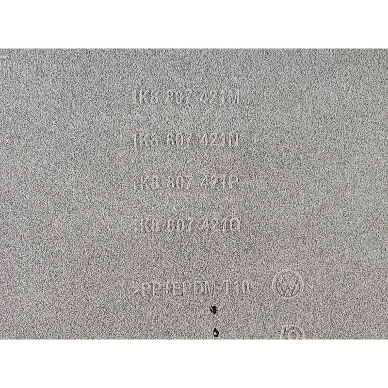 Recambio de paragolpes trasero para volkswagen scirocco iii (137, 138) 2.0 tdi referencia OEM IAM 1K8807421M 1K8807421R 1K880742