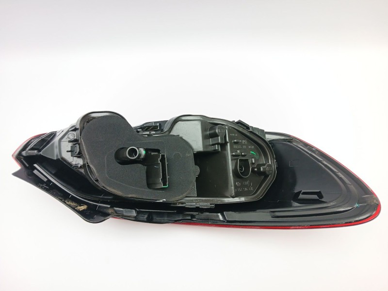 Recambio de piloto trasero derecho para volkswagen scirocco iii (137, 138) 2.0 tdi referencia OEM IAM 1K8945096M  89319921