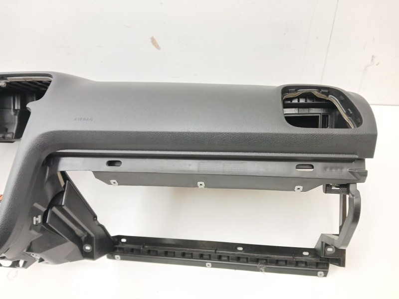 Recambio de salpicadero para volkswagen scirocco iii (137, 138) 2.0 tdi referencia OEM IAM 1Q1858295E  