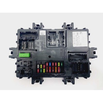 CAJA RELES / FUSIBLES GU5T14B476EBE A2C75518202 