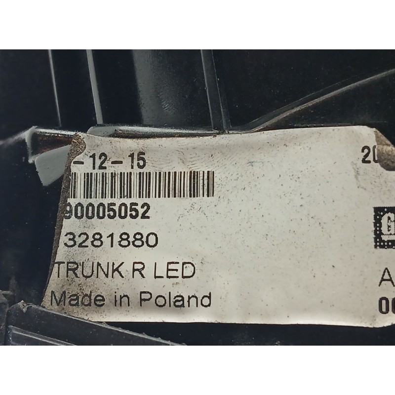 Recambio de piloto trasero derecho interior para opel astra k (b16) 1.6 turbo (68) referencia OEM IAM 13281880  