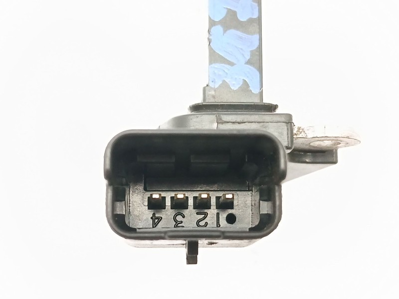 Recambio de caudalimetro para peugeot partner tepee 1.6 bluehdi 100 referencia OEM IAM 9677093080  