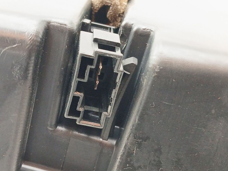 Recambio de altavoz para audi a4 allroad b8 (8kh) 2.0 tdi quattro referencia OEM IAM 8K9035382A  