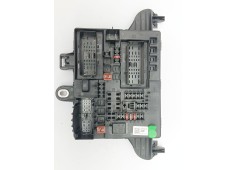Recambio de caja reles / fusibles para opel insignia a (g09) 2.0 cdti (68) referencia OEM IAM 22737764  