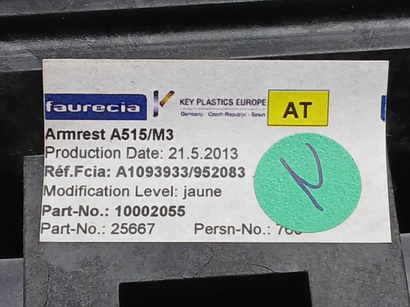 Recambio de apoyabrazos central para citroën c3 collection referencia OEM IAM A1093933  